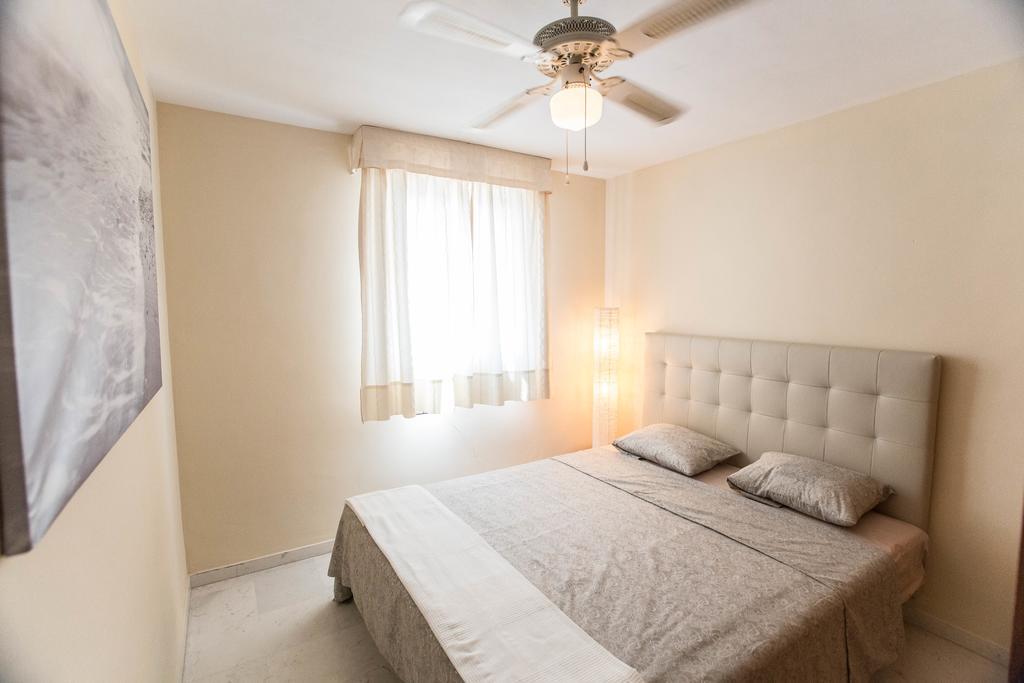 Deluxe Sea View Apartments Torremolinos Luaran gambar